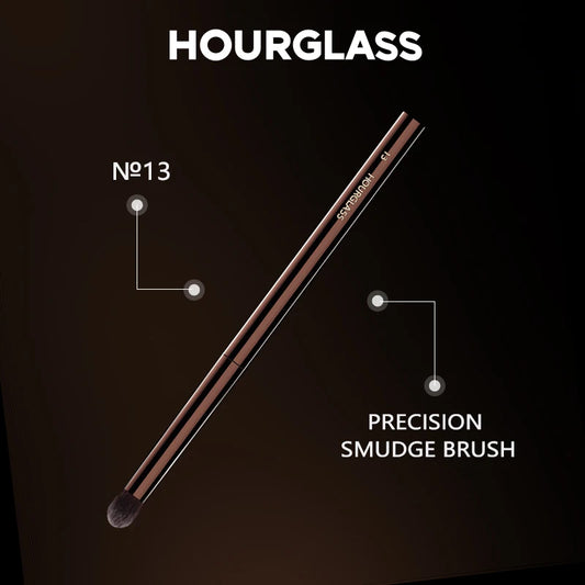 “Precision smudge brush, soft fiber hair, gentle, stylish eye makeup tool, perfect for eyes.”