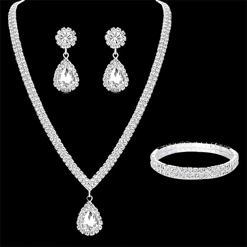 “Wedding Season Women’s Fashion Jewelry Set - Copper Claw Chain Necklace, Earrings, & Bracelet.”