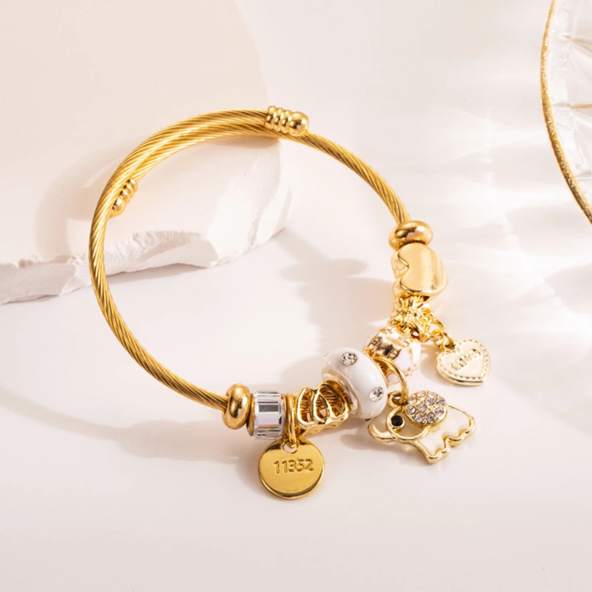 “Fashion Multi-Element Stainless Steel Circle Beaded Love Bracelet, Perfect Women’s Gift”
