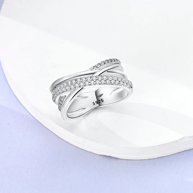 “925 Silver Zircon Star Ring - Geometric Design for Engagements & Valentine’s Gifts.”