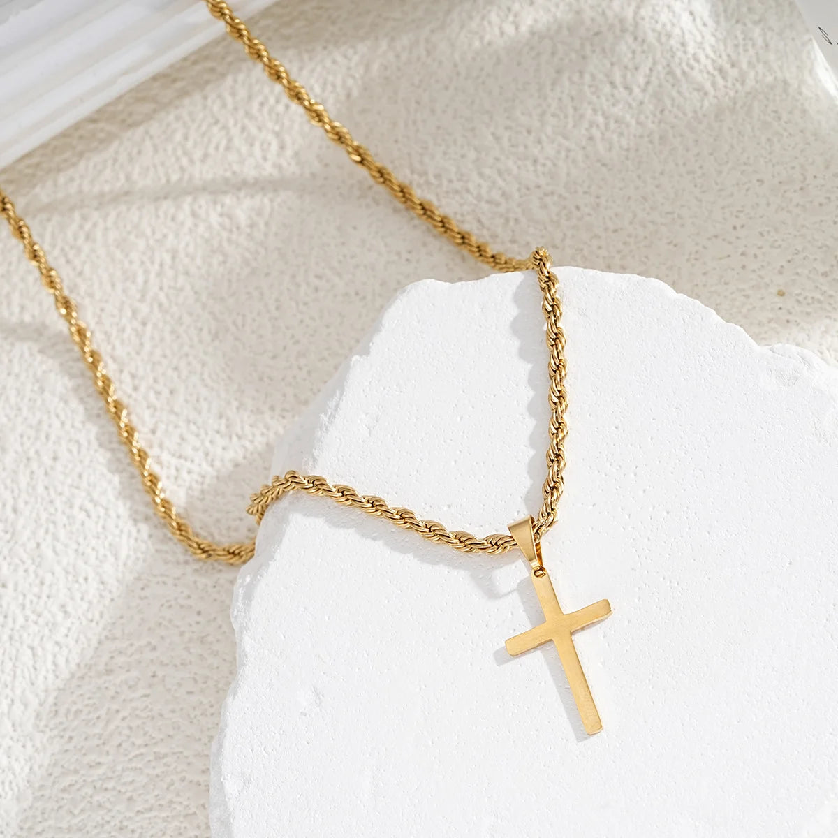“Stainless Steel Cross Pendant Necklace for Men & Women - Gold Minimalist Jewelry.”