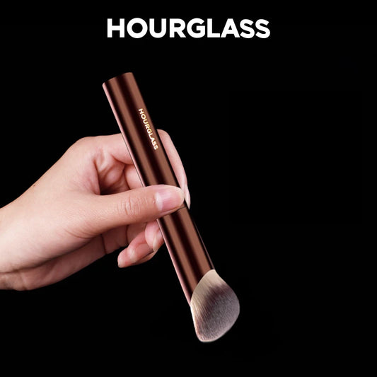 “Hourglass Makeup Brush No.21 Ambient Soft Glow Foundation Brush Soft Fiber Hair.”