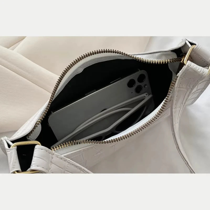 “Fashion PU Leather Bags for Women, Alligator Pattern Small Underarm Messenger Purse.”