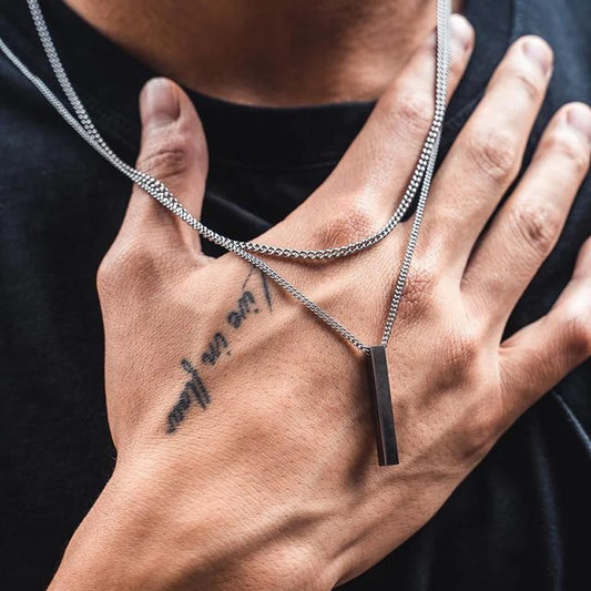 “Hot Classic Rectangle Pendant Necklace for Men - Black Stainless Steel Cuban Chain.”