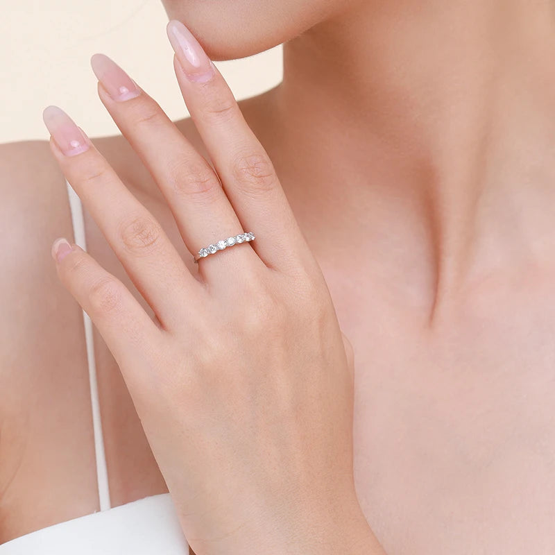 “100% 925 sterling silver stackable round cubic zirconia rings, perfect wedding gift.”