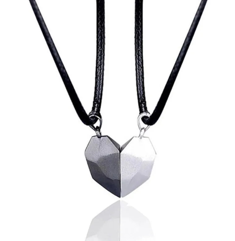 “Simple Couple Pendant Necklace – Electrocardiogram & Magnetic Heart Design, Valentine’s Day Gift”