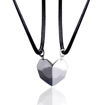 “Simple Couple Pendant Necklace – Electrocardiogram & Magnetic Heart Design, Valentine’s Day Gift”