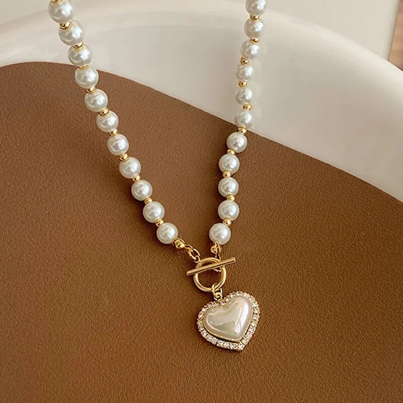“Elegant Pearl Necklace for Women - Heart Pendant, Luxury Imitation Pearls, Korean Jewelry.”