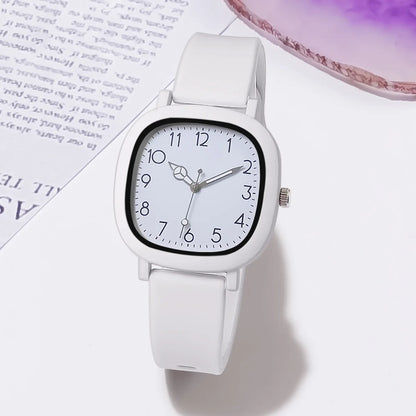 “Fashion Brand Bear Women’s Quartz Watch - Casual Silicone Jelly Watch for Girls.”
