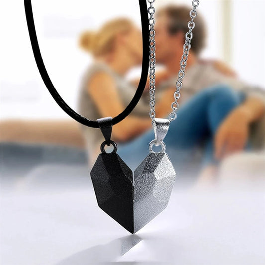 “Simple Couple Pendant Necklace – Electrocardiogram & Magnetic Heart Design, Valentine’s Day Gift”