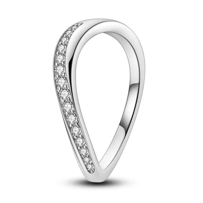 “925 Silver Zircon Star Ring - Geometric Design for Engagements & Valentine’s Gifts.”