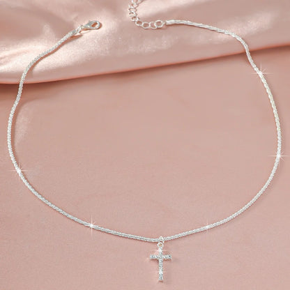 “Simple Sparkling Cross Collarbone Necklace – Cauliflower Chain with Full Star Choker”