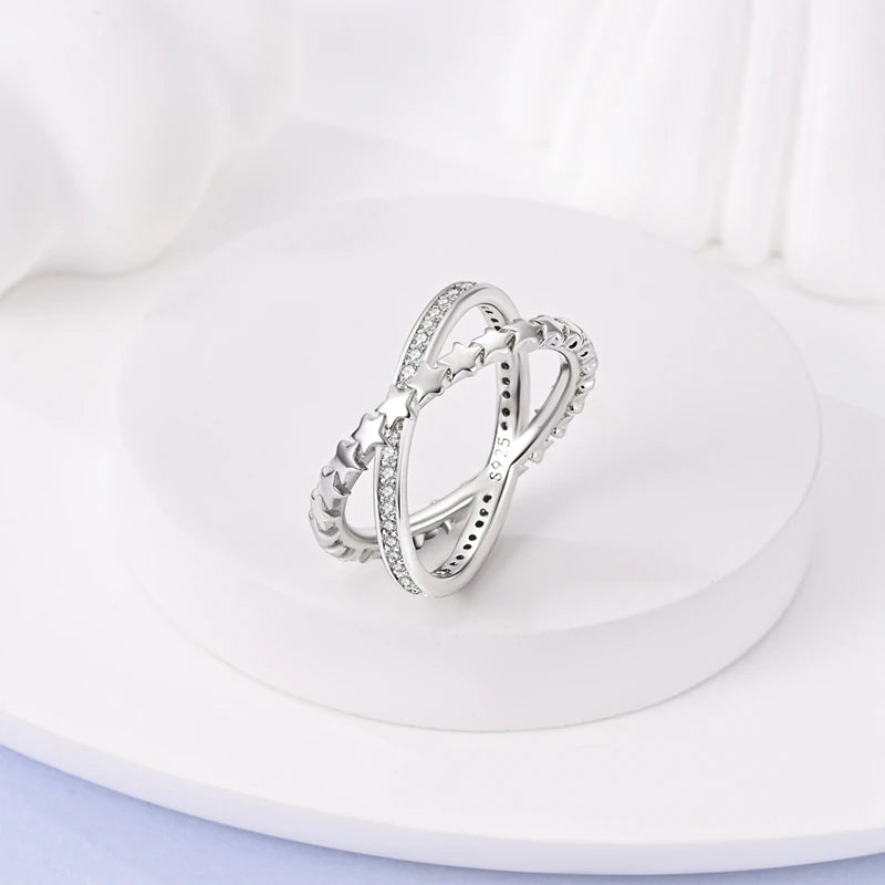 “925 Silver Zircon Star Ring - Geometric Design for Engagements & Valentine’s Gifts.”