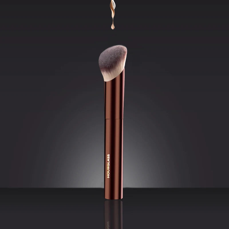 “Hourglass Makeup Brush No.21 Ambient Soft Glow Foundation Brush Soft Fiber Hair.”