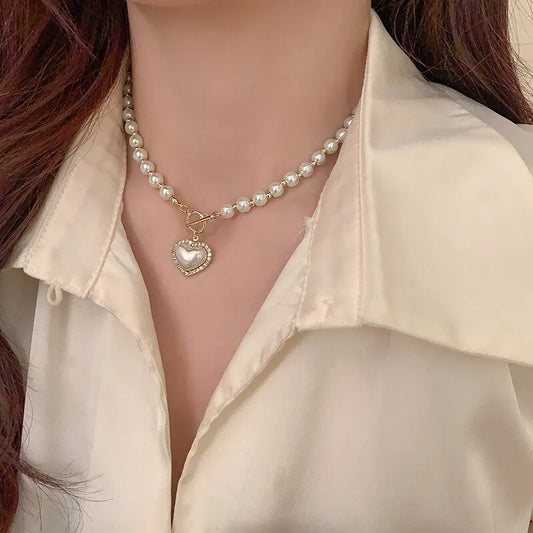 “Elegant Pearl Necklace for Women - Heart Pendant, Luxury Imitation Pearls, Korean Jewelry.”