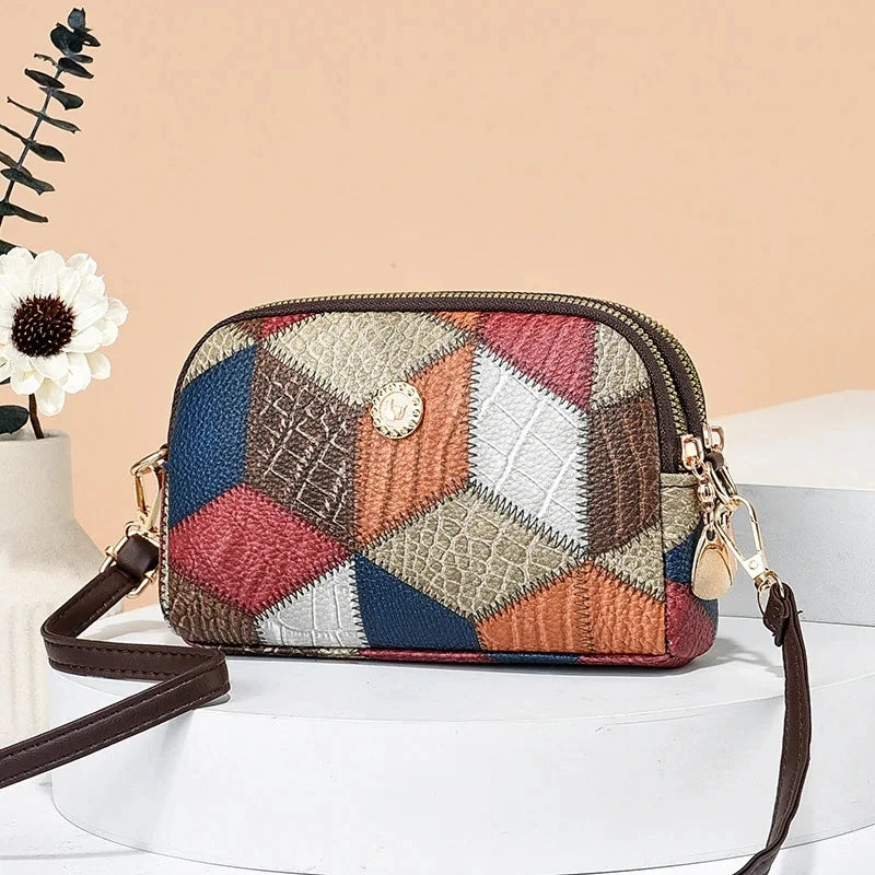 “Luxury women’s plaid handbag, stitching design, shoulder messenger tote, stylish and versatile.”