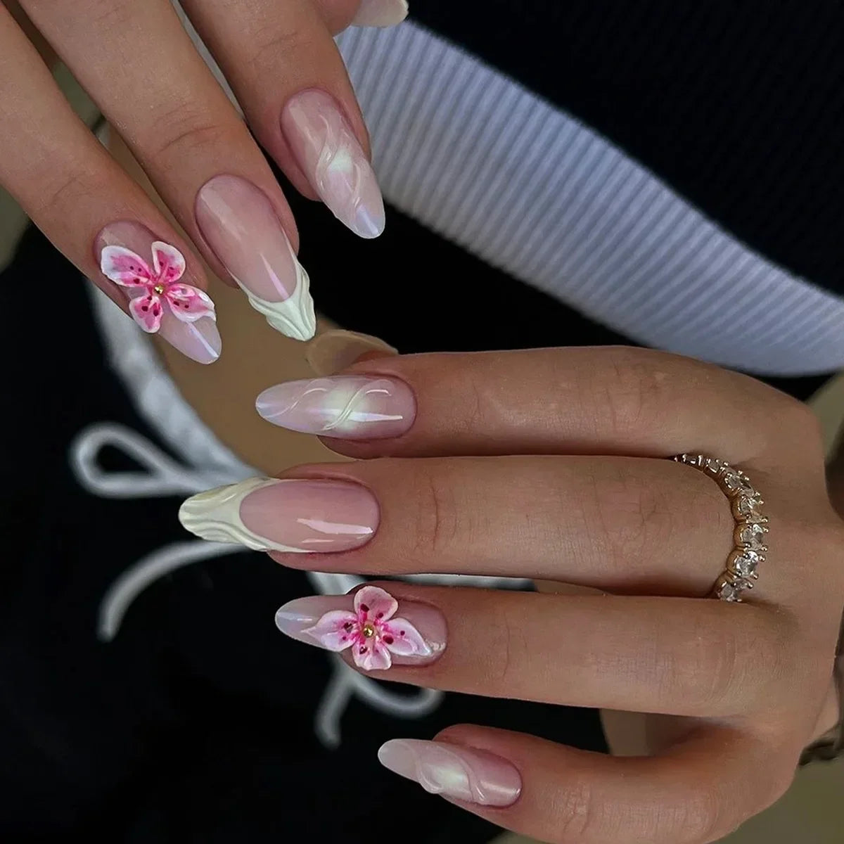 “24Pcs Matte Almond Press-On Nails – Autumn Winter Rose Leaf Design, Full Cover with Glue”