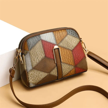 “Luxury women’s plaid handbag, stitching design, shoulder messenger tote, stylish and versatile.”