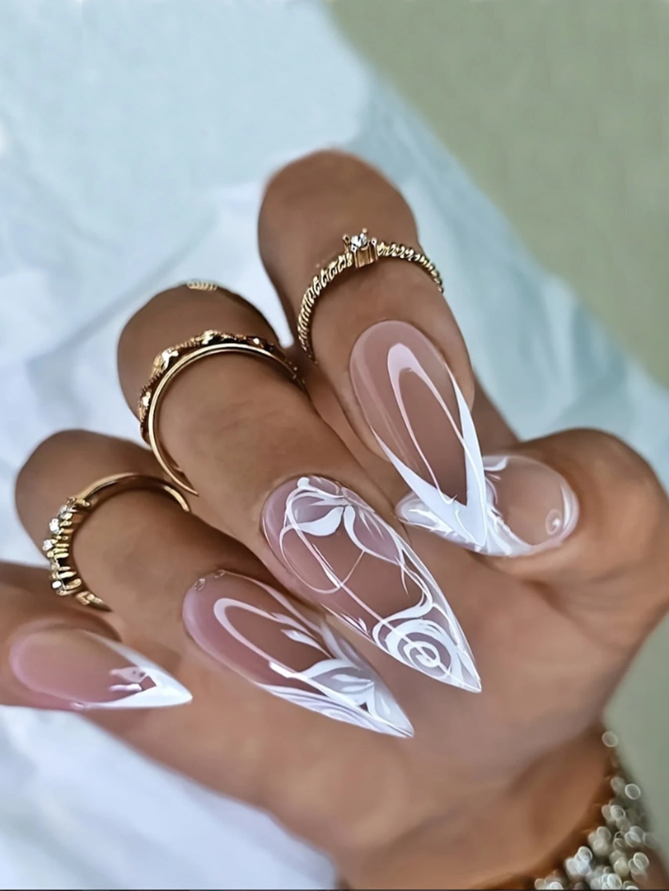 “24PCS Medium Stiletto Pink Press-On Nails – Full Cover Fake Nail Set with Love Design”