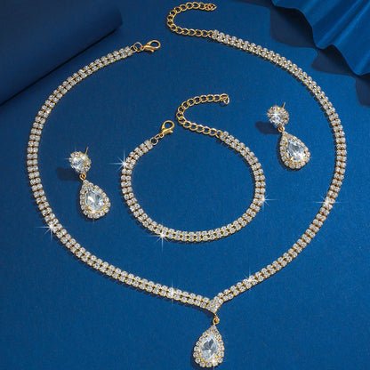 “Wedding Season Women’s Fashion Jewelry Set - Copper Claw Chain Necklace, Earrings, & Bracelet.”