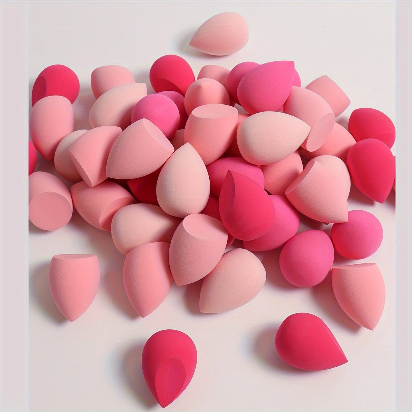 “7/18-piece makeup sponge set, dual-use for liquid and powder application.”