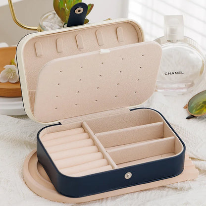 “Portable Jewelry Box Organizer for Travel, Leather Case for Rings, Earrings, Necklaces”