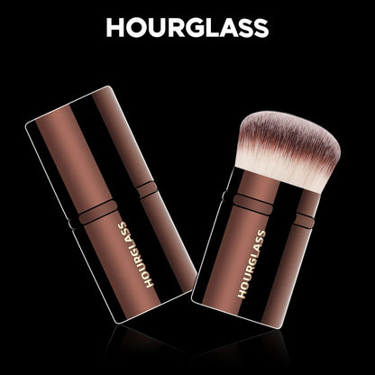 “Retractable Blush Brush, Soft Fiber Hair, Skin-Friendly Design, Perfect for Makeup.”