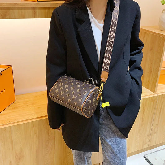 “luxury women’s clutch bag, designer crossbody purse, travel tote handbag, elegant and stylish.”