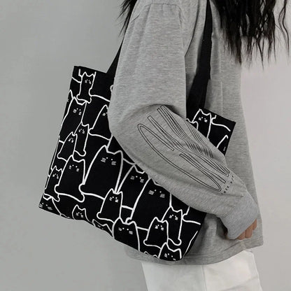 “Canvas tote bag for women, cute cat design, zipper, small Japanese style.”