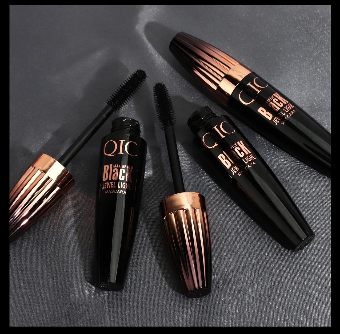 “4D Waterproof Lash Mascara, Long-lasting, Thick Curling, Smudge-proof Eye Makeup Tool.”