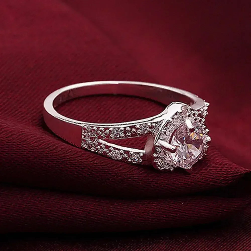 “Women’s 925 Sterling Silver Crystal Love Heart Ring – Bridal Wedding Jewelry”