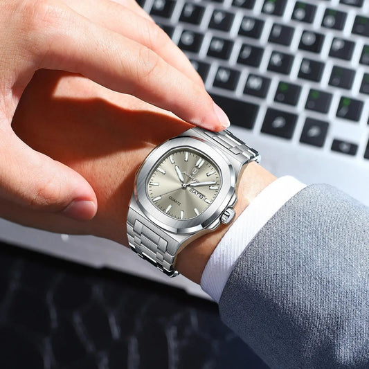 “Luxury military square men’s watch, waterproof, luminous date/week, stainless steel quartz.”