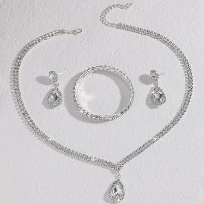 “Wedding Season Women’s Fashion Jewelry Set - Copper Claw Chain Necklace, Earrings, & Bracelet.”