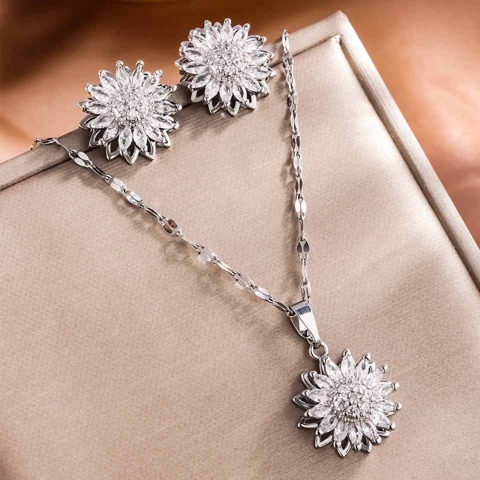 “Trendy Spin Sunflower Stainless Steel Zircon Necklace for Women, Elegant Party Gift.”