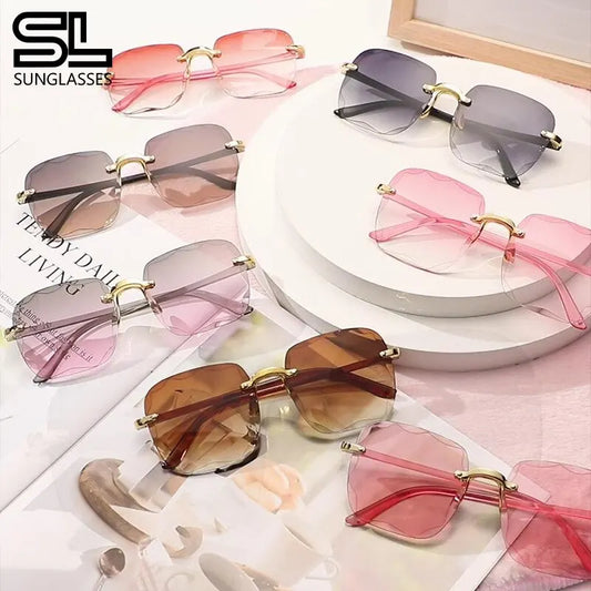 “Square frameless women’s sunglasses with classic gradient lenses.”
