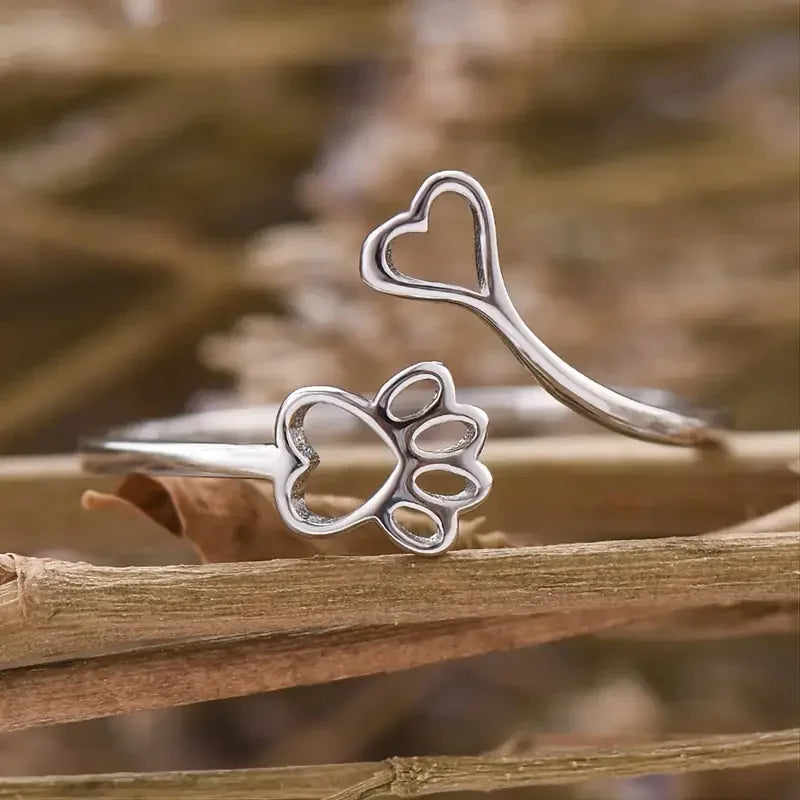 “Cute Mouse-Shaped Open Ring for Women - Antique Silver, Stylish Party Accessory.”