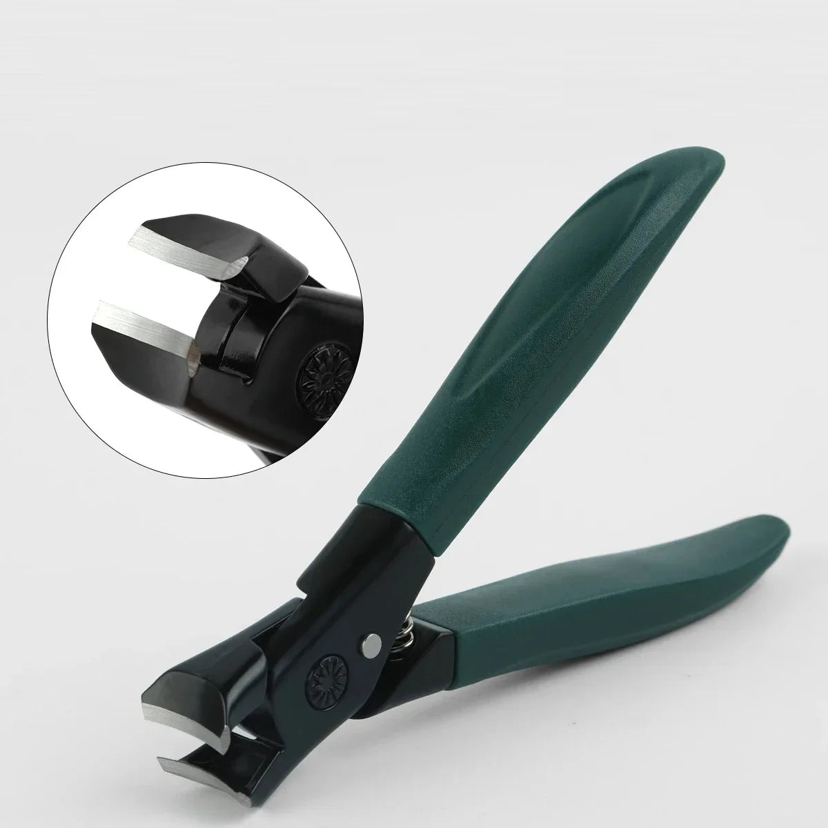 “Stainless steel nail clippers, gray, durable, thick nails, elderly use, individual household trimmer.”