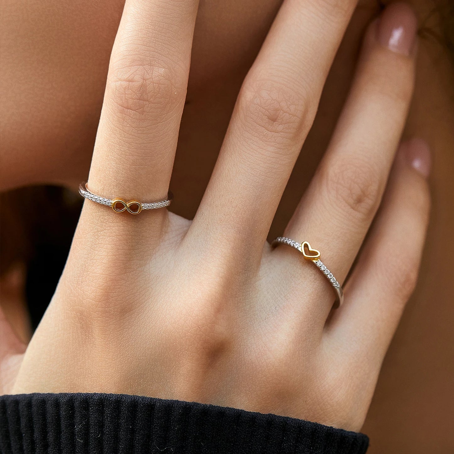 “925 Sterling Silver Simple Romantic Heart Finger Ring Trendy Metallic Contrast Design Jewelry.”