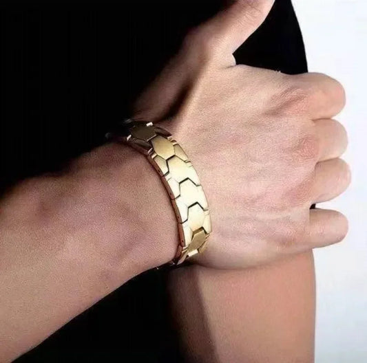 “Men’s Magnetic Detox Bracelet - Lymph Drainage & Arthritis Pain Relief Jewelry.”