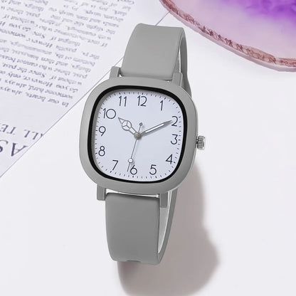 “Fashion Brand Bear Women’s Quartz Watch - Casual Silicone Jelly Watch for Girls.”