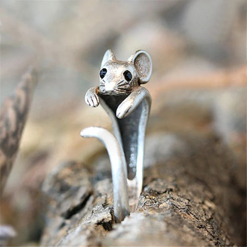 “Cute Mouse-Shaped Open Ring for Women - Antique Silver, Stylish Party Accessory.”