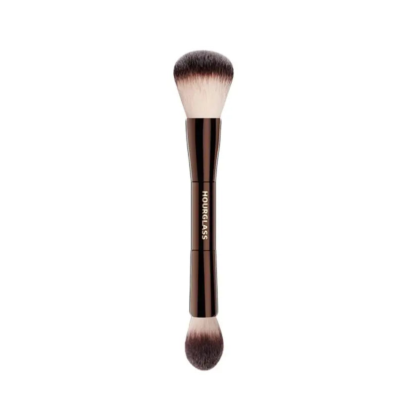 “Double-Head Lighting Edit Brush, Soft Fiber Hair, Fashion Design, Single Face Brush.”