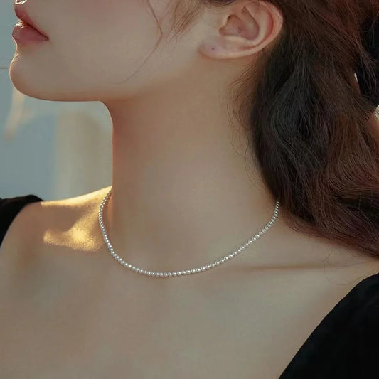 “New Vintage White Pearl Choker Necklace - Elegant Design for Women, Wedding & Party Gift.”