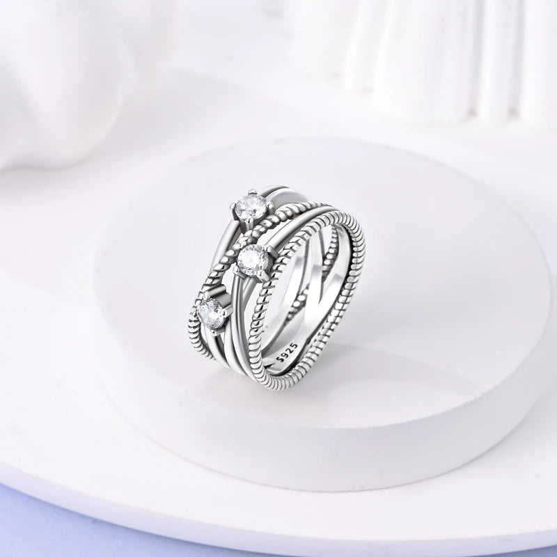 “925 Silver Zircon Star Ring - Geometric Design for Engagements & Valentine’s Gifts.”