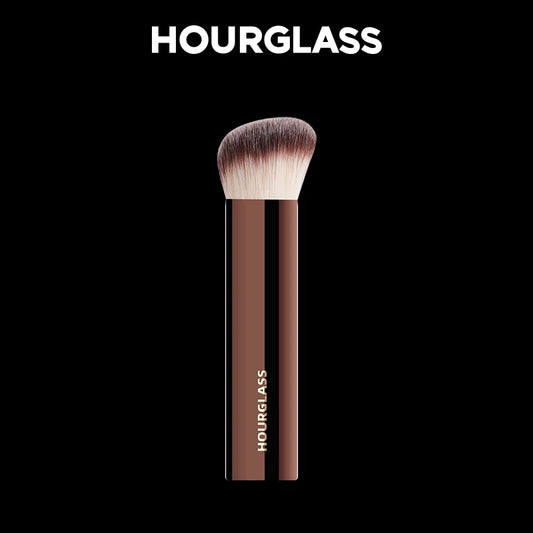 “Hourglass Makeup Brush No.20 Soft Fiber Hair Seamless Finish Foundation Brush”