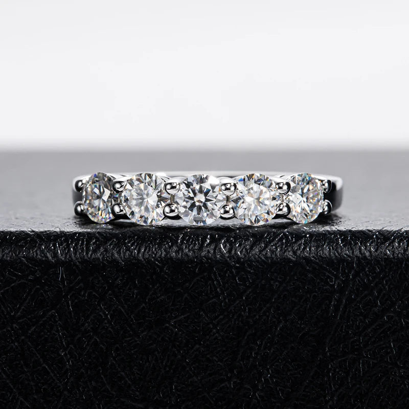 “4mm D Color VVS Moissanite Ring for Women, S925 Sterling Silver Wedding Band.”