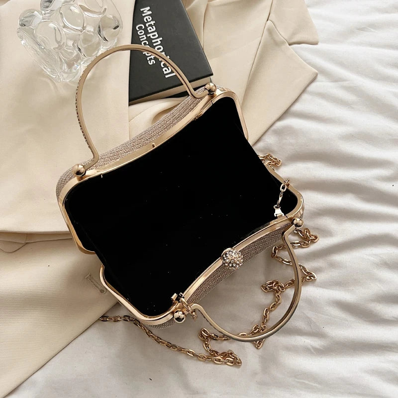 “Chain evening bag, dinner shoulder handbag, vintage crossbody satchel for women, fashion accessory.”