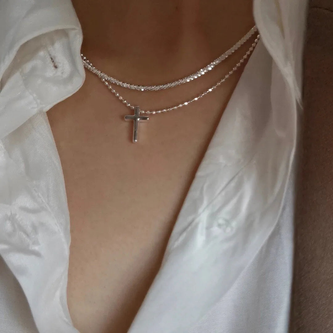 “Silver Sparkling Necklace for Women - Trendy Korean Choker Jewelry.”