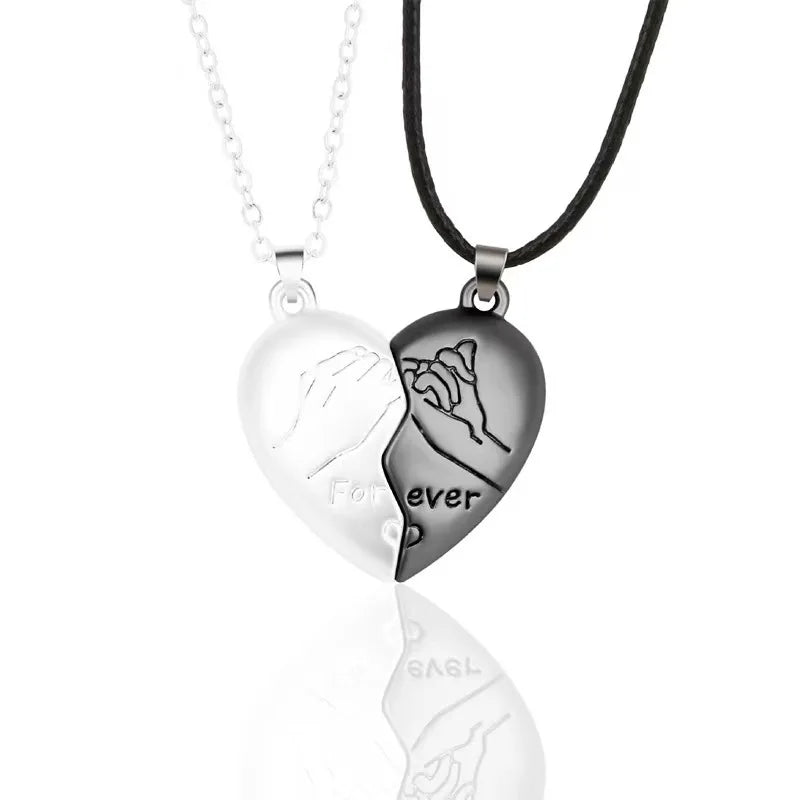 “Simple Couple Pendant Necklace – Electrocardiogram & Magnetic Heart Design, Valentine’s Day Gift”