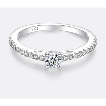“925 sterling silver ring with 0.3CT moissanite, simple and sparkling design.”